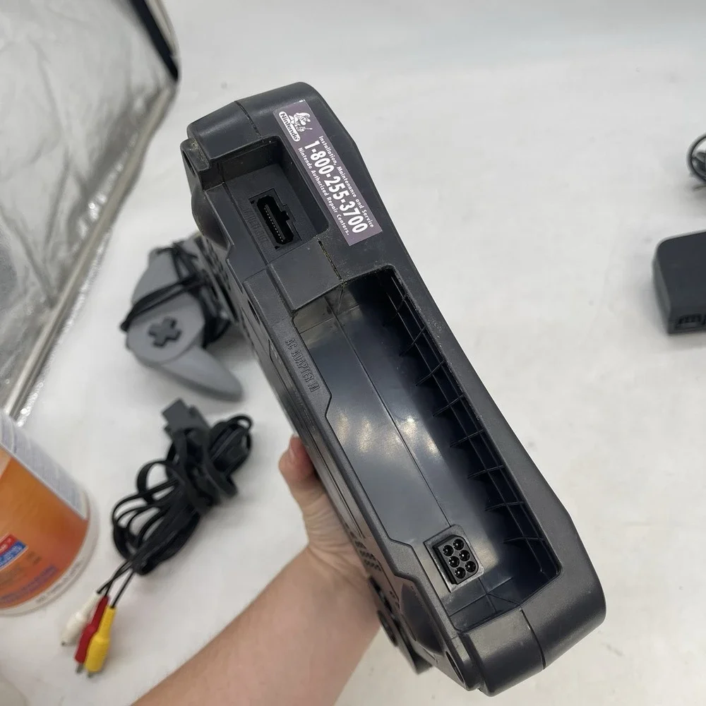 Nintendo 64 N64 Gray Console Bundle w/ Controller, Power Cord, AV Cable NTSC-U/C